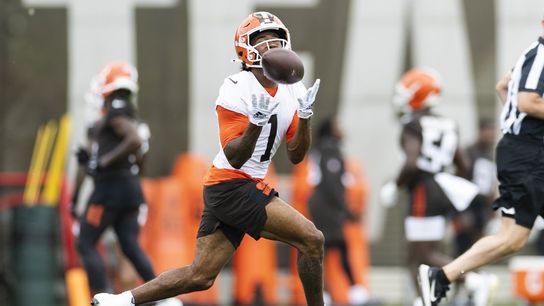 Browns sign 1st-round pick WR KC Concepcion (NFL)