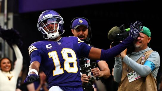 Unbeaten Vikings focused on winless Dolphins, not records (NFL)
